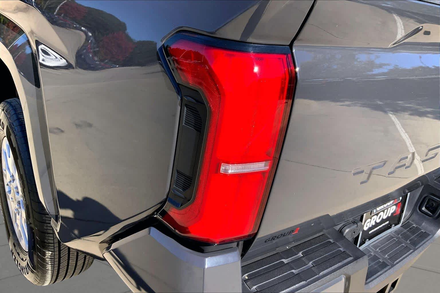 Used 2025 Underground Toyota SR5 image 27
