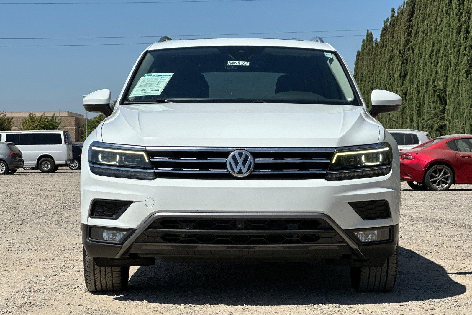 Used 2018 Pure White Volkswagen SEL Premium image 9
