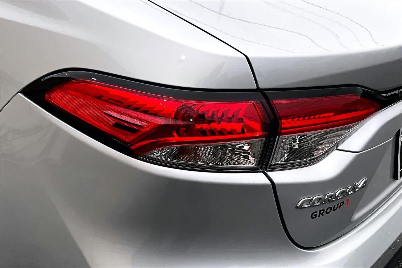 Used 2025 Classic Silver Metallic Toyota LE image 29