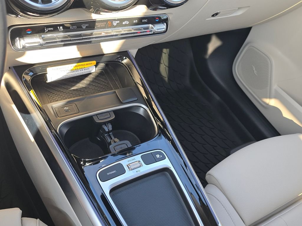New 2026 Night Black Mercedes-Benz GLB 250 image 30
