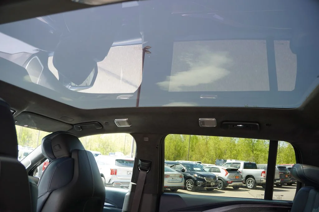 Used 2025 Black Raven Cadillac Luxury 2 image 18