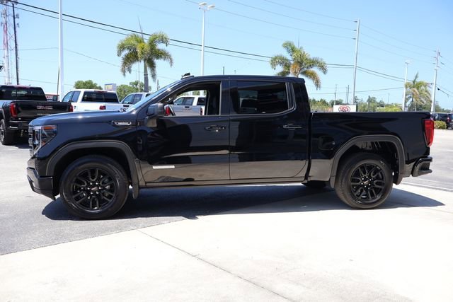Used 2025 Onyx Black GMC Elevation image 5