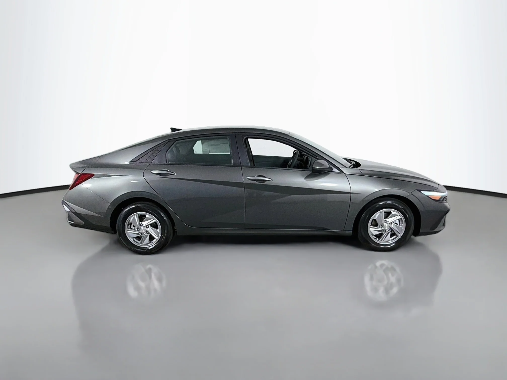 New 2026 Amazon Gray Hyundai SE image 8