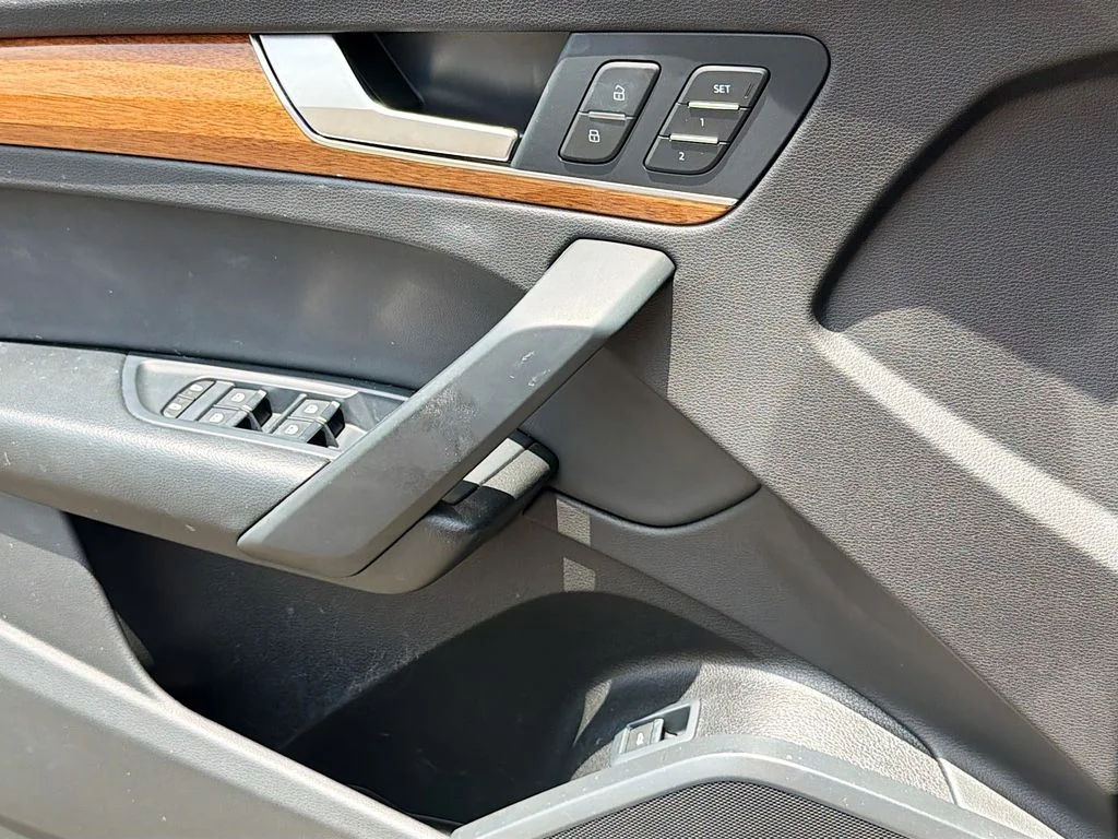 Used 2023 Manhattan Gray Metallic Audi 45 S line Premium image 28