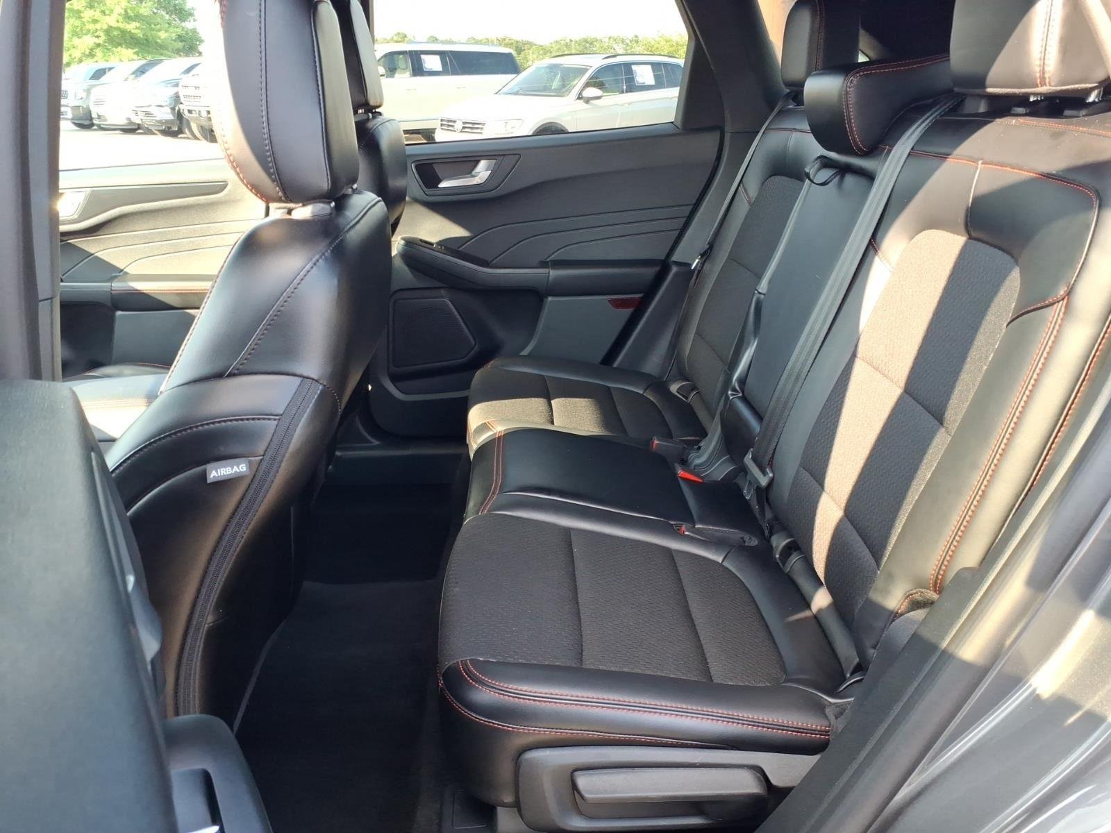 Used 2025 Carbonized Gray Ford ST-Line image 17