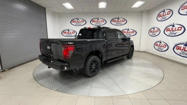New 2026 Agate Black Metallic Ford XLT image 12