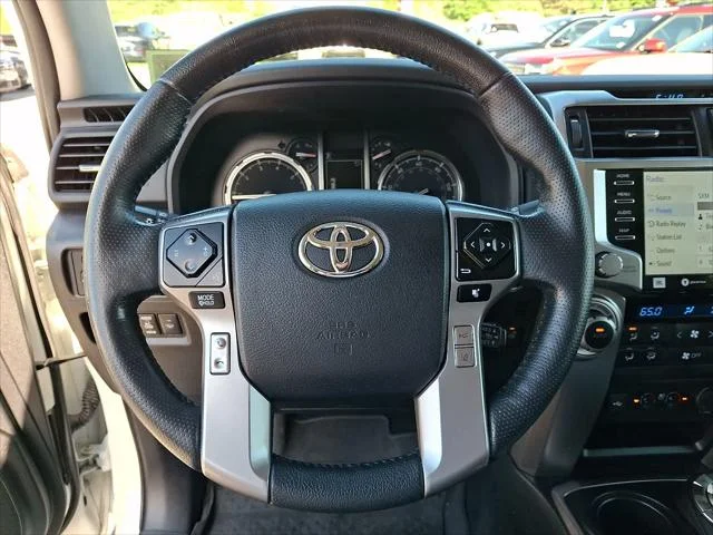 Certified Used 2023 BLIZZARD PEARL Toyota  image 20