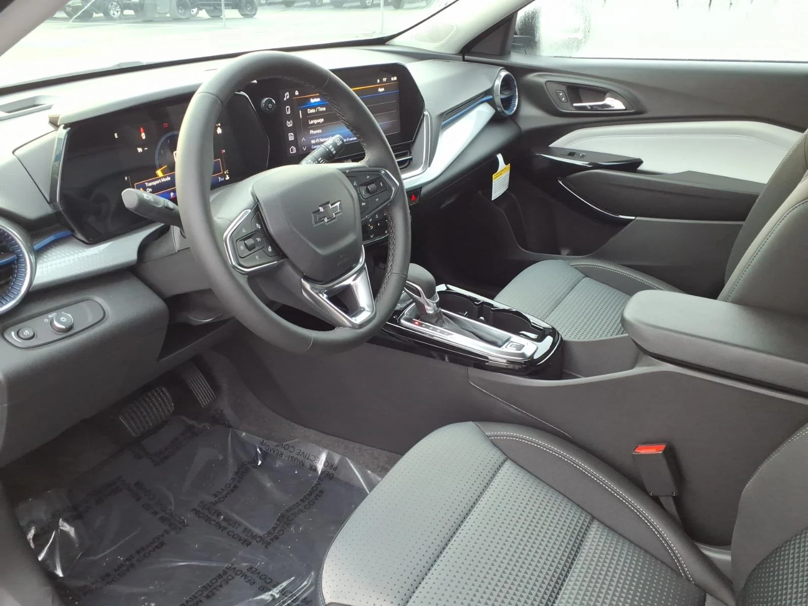 2026 Chevrolet Trax LT - Photo 6