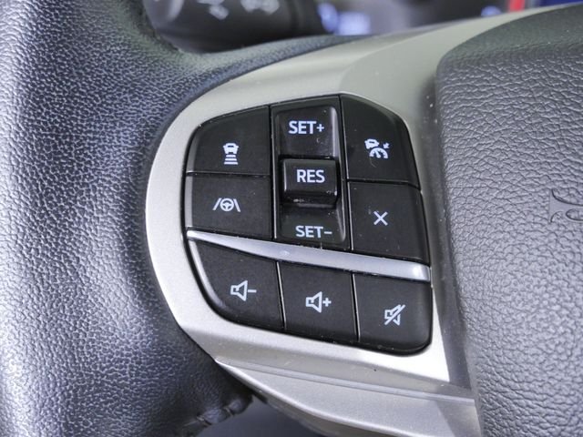 Used 2022 Silver Ford XLT image 24