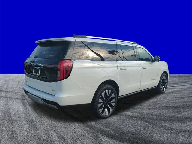 New 2026 Star White Metallic Tri-Coat Ford MAX Platinum® image 4