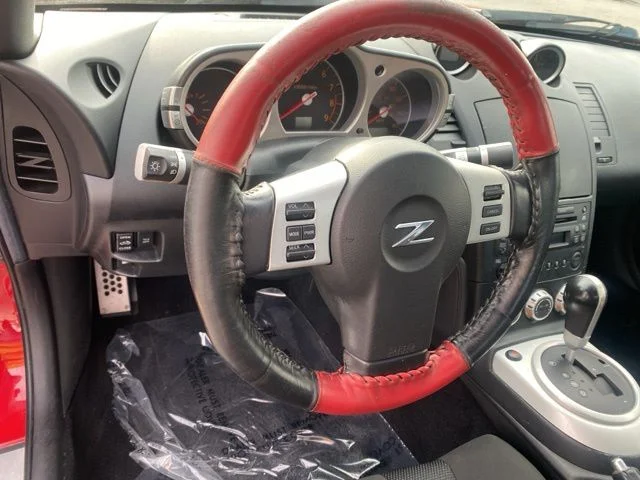 Used 2007 Red Nissan Enthusiast image 11