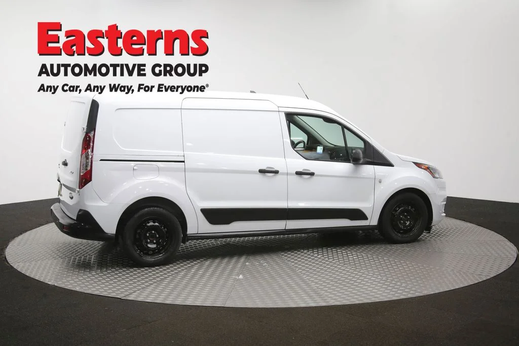 Used 2022 White Ford XLT image 41