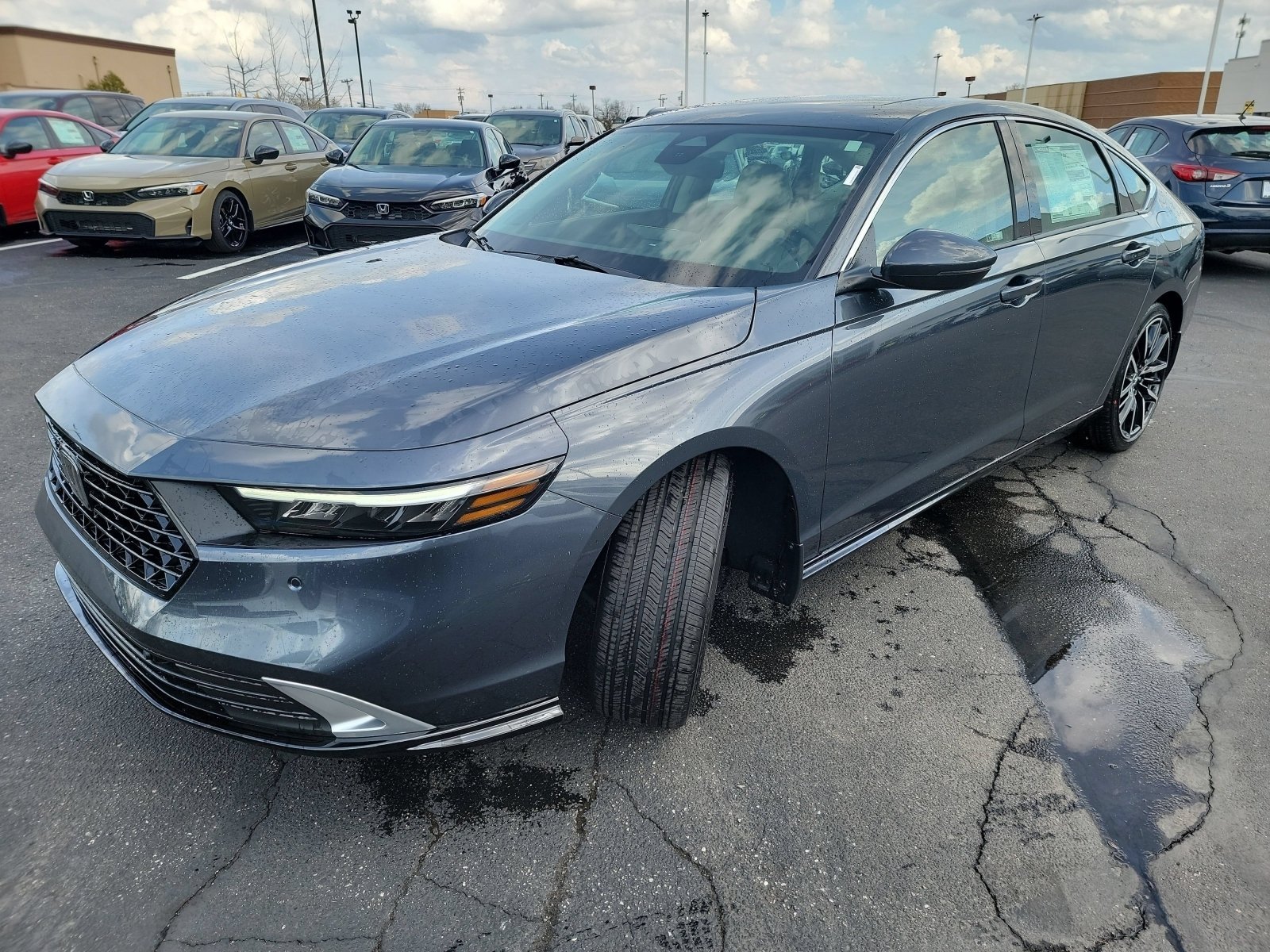New 2026 Meteorite Gray Metallic Honda Touring image 3