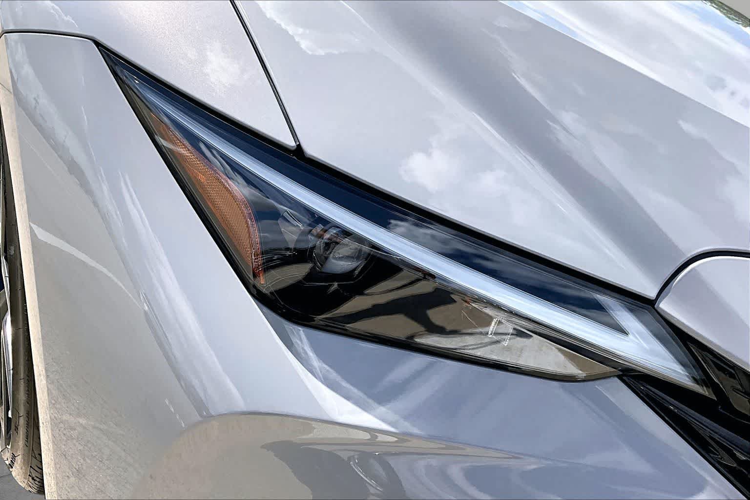 New 2026 Wind Lexus F SPORT image 13
