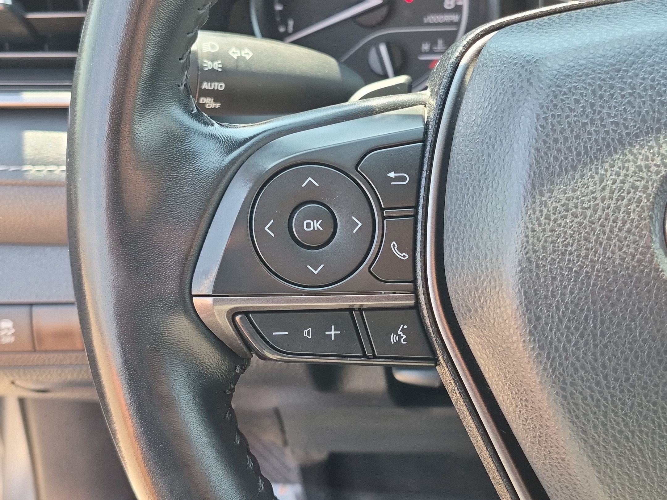 Certified Used 2022 Silver Toyota SE image 16