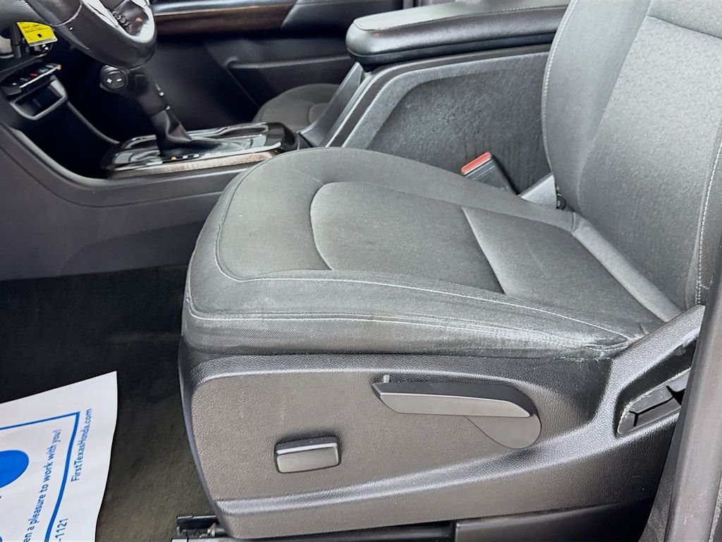 Used 2016 Onyx Black GMC SLE1 image 24