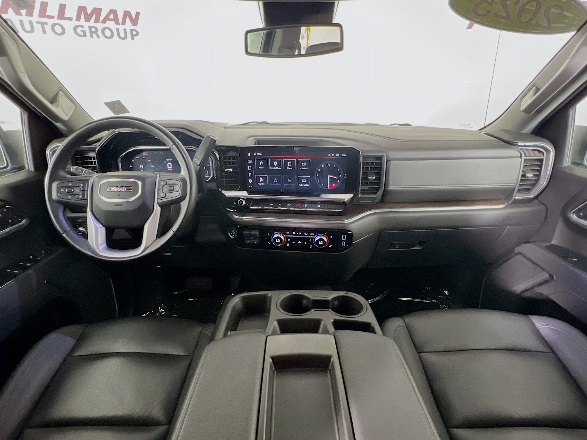Used 2025 Summit White GMC SLT image 25