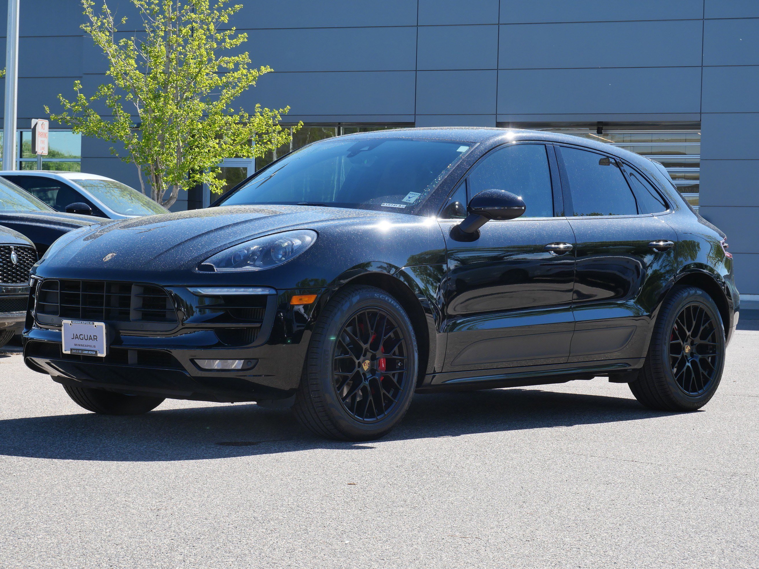 2018 Porsche Macan GTS's photo