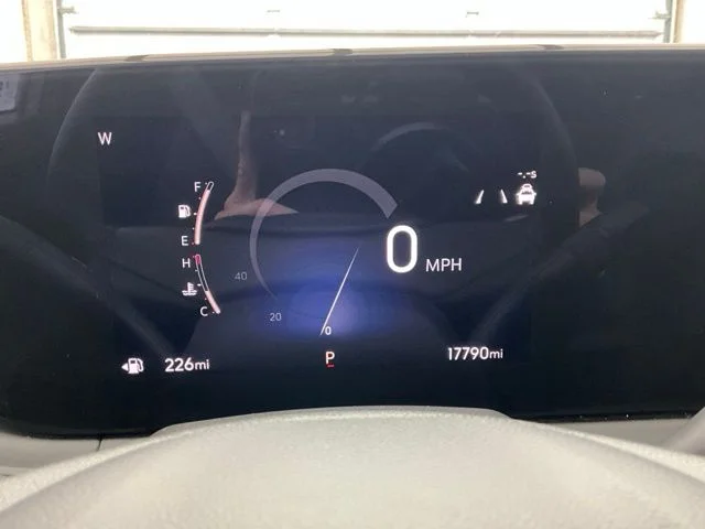 Used 2025 Gray Buick Sport Touring image 9