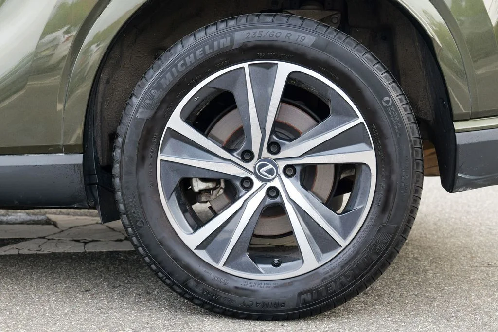 Used 2023 Green Pearl Lexus 350 Premium image 14