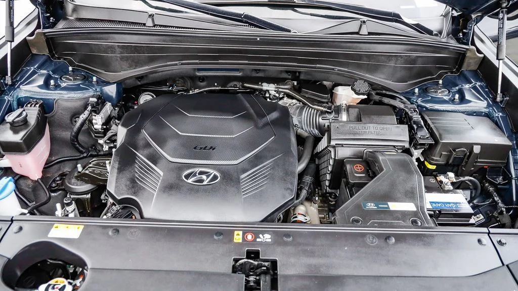 Used 2022 White Hyundai Calligraphy image 32