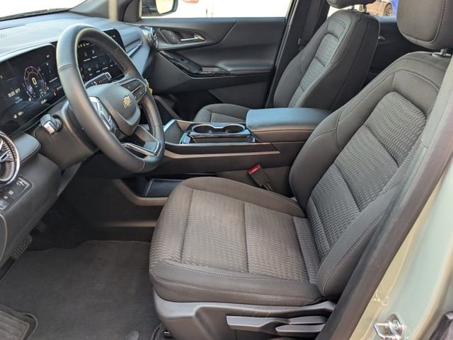 Used 2025 Green Chevrolet LT image 8