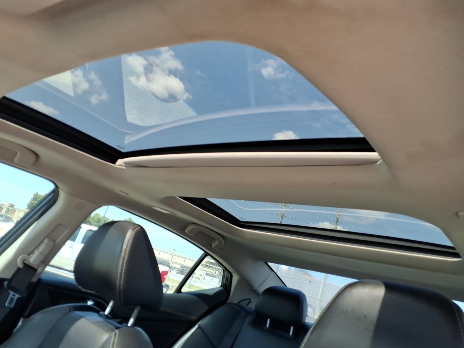 2017 Nissan Maxima SL White at Delta Auto Alliance