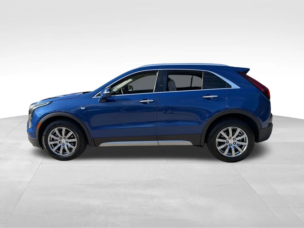 Used 2021  Cadillac Premium Luxury image 4