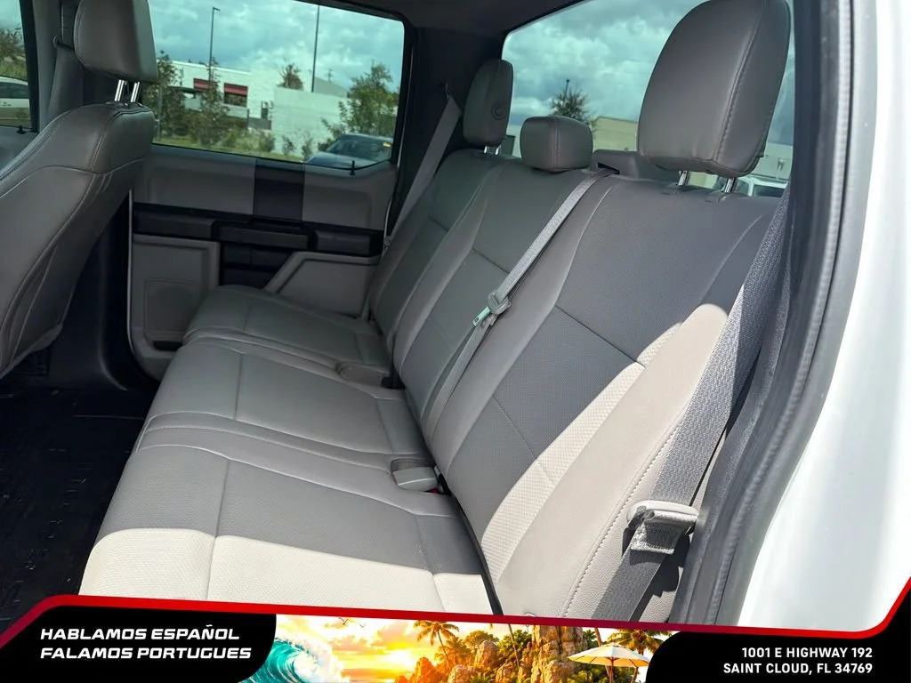 Used 2018 White Ford XL image 24