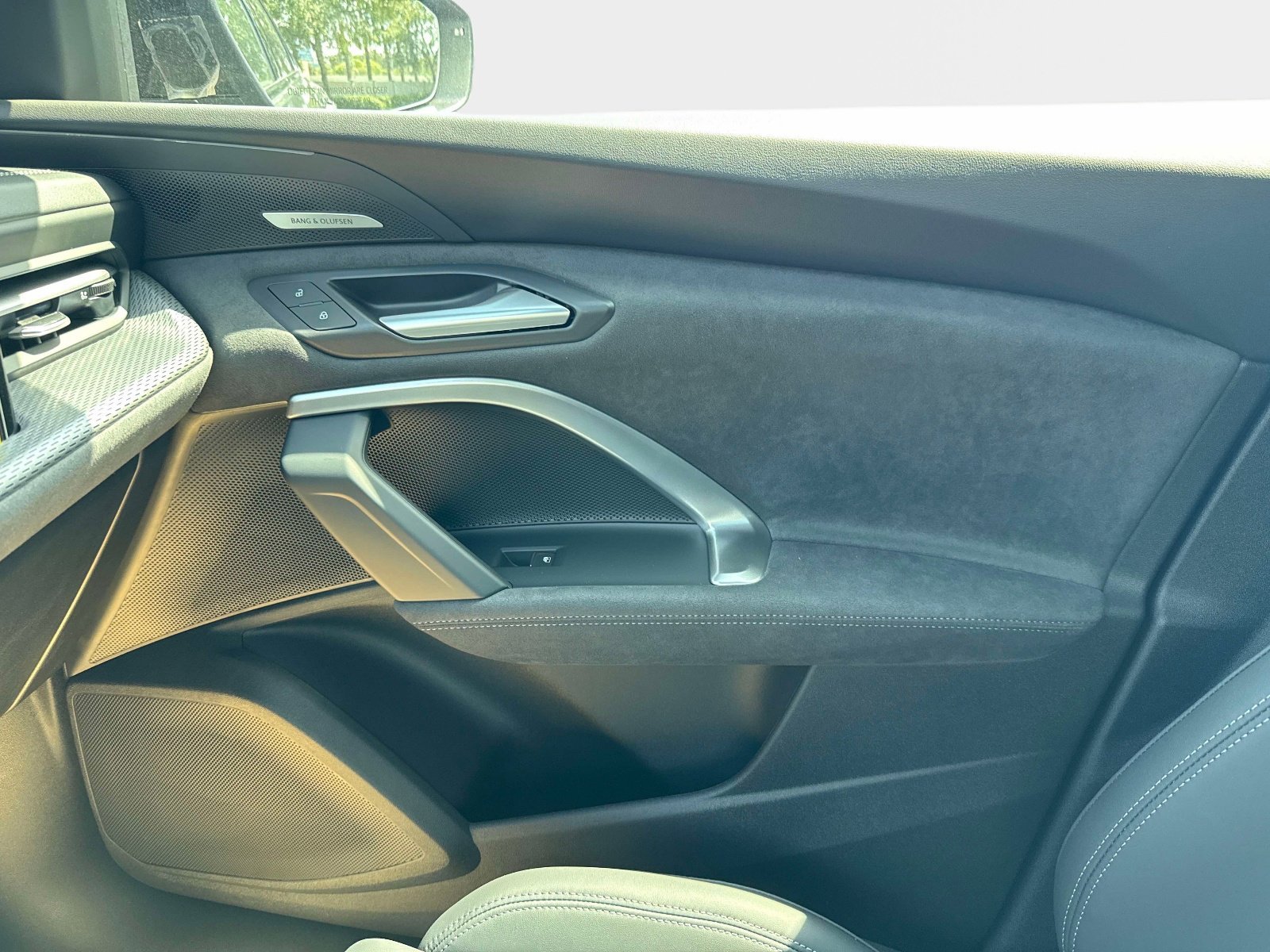 New 2026 Daytona Gray Pearl Effect Audi Premium Plus image 22