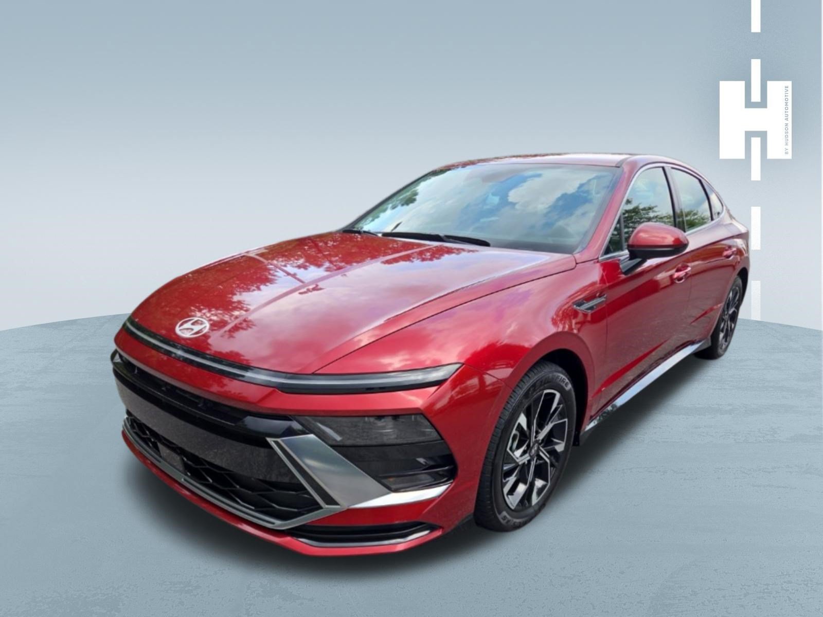 Certified Used 2025 Ultimate red Hyundai SEL image 3