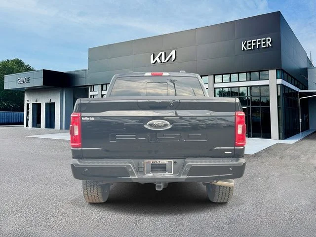Used 2023 Black Ford XLT image 7