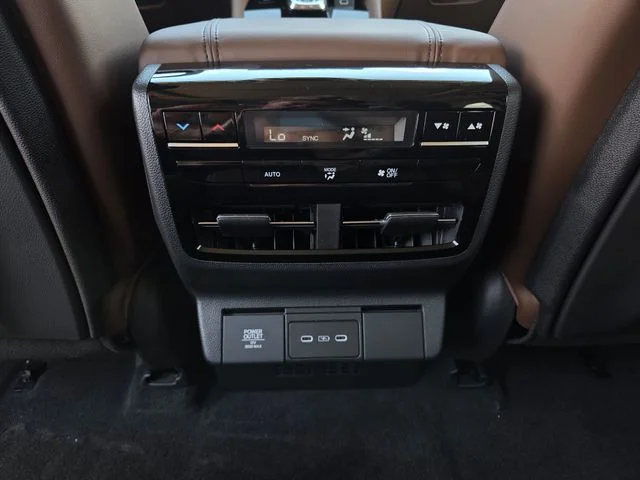 New 2026 Majestic Black Pearl Acura w/Technology Package image 20