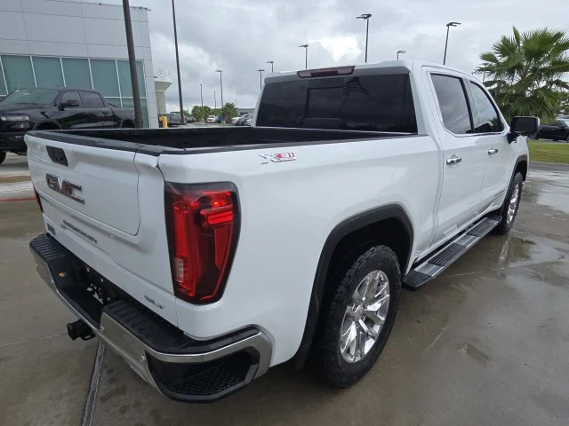 Used 2021 White GMC SLT image 6