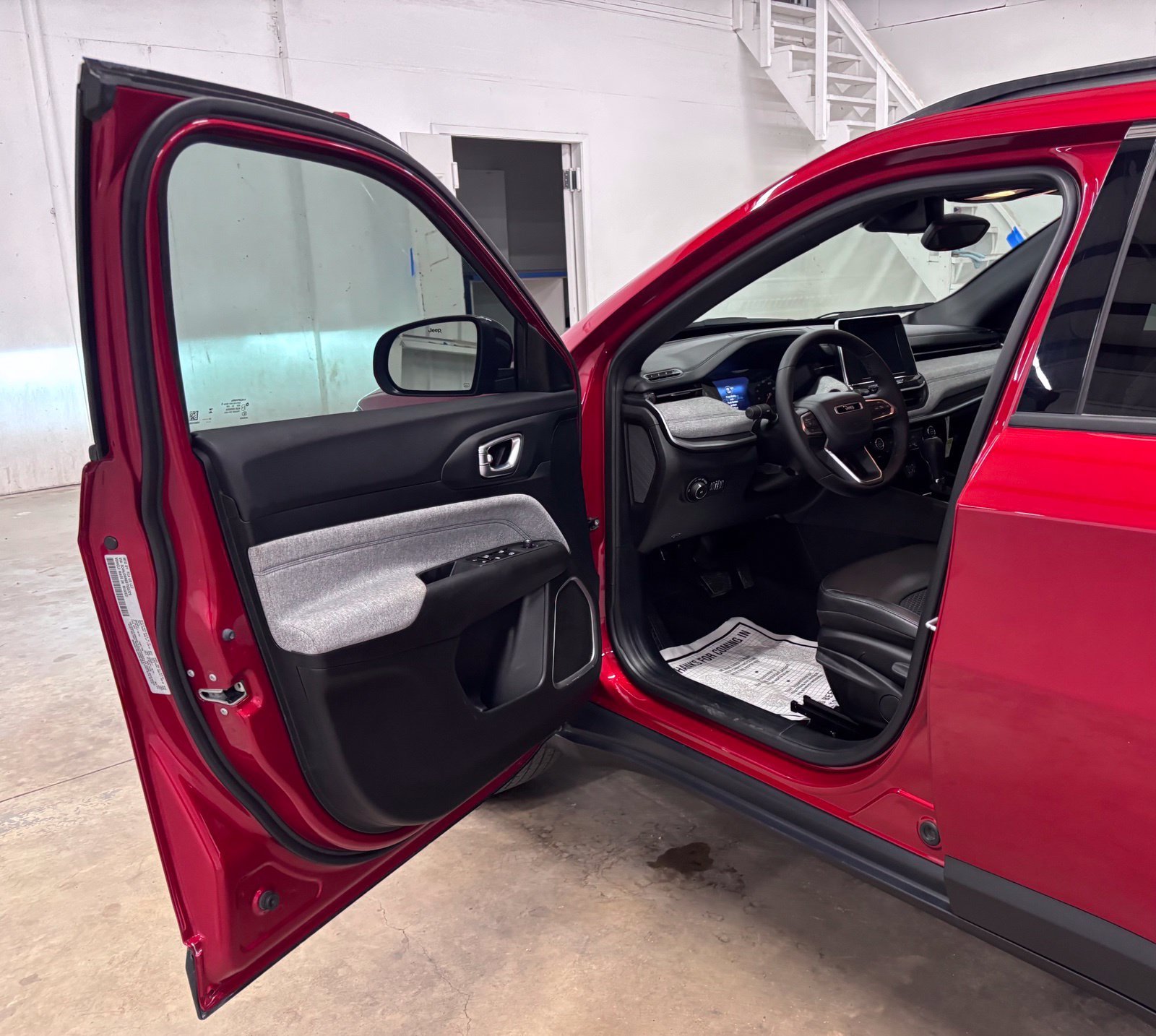 Used 2025 Red Jeep Latitude image 18