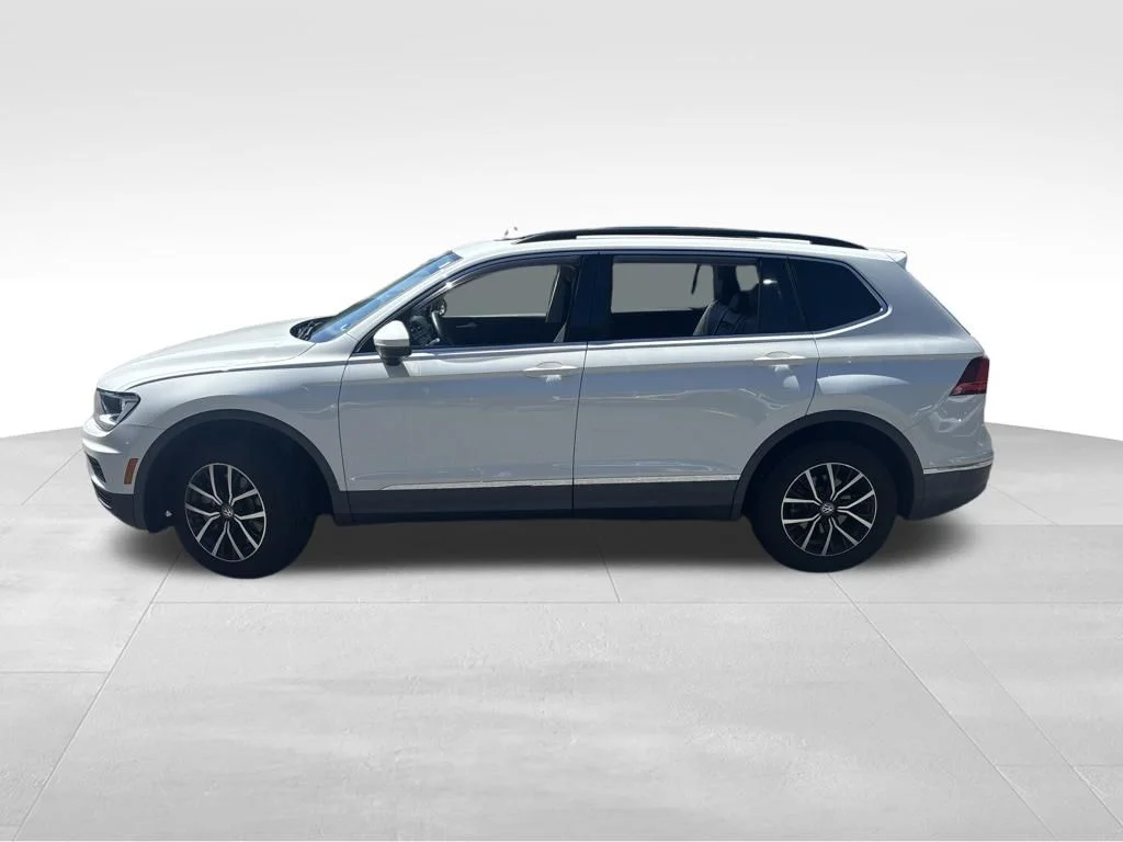 Used 2021 White Volkswagen  image 4