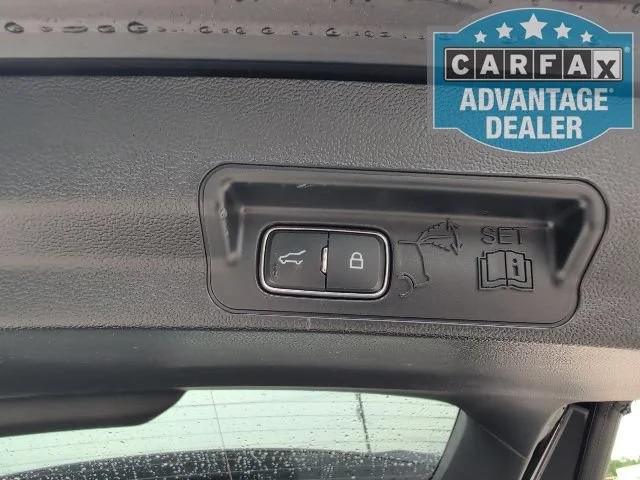 Used 2023 Black Ford XLT image 11