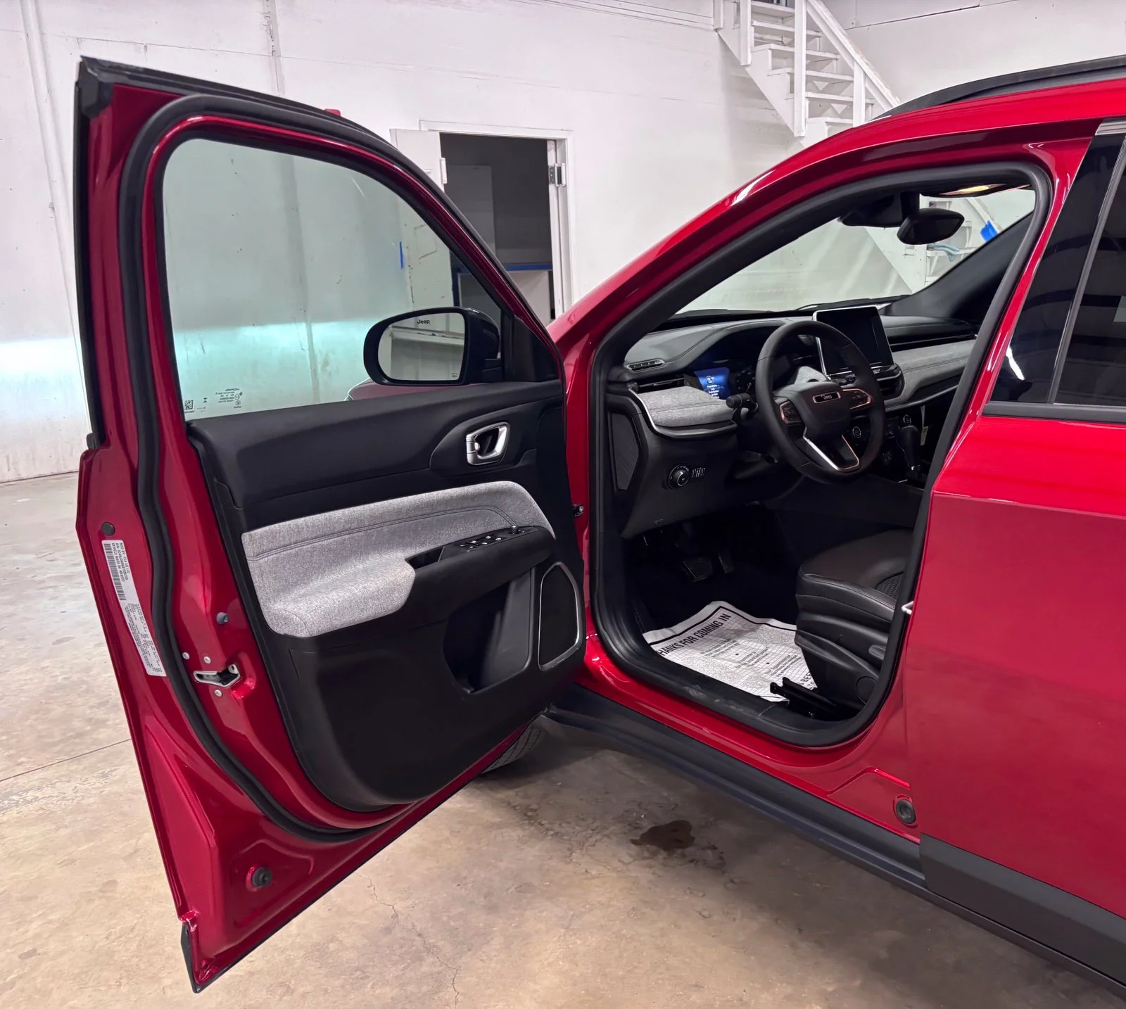 Used 2025 Red Jeep Latitude image 18