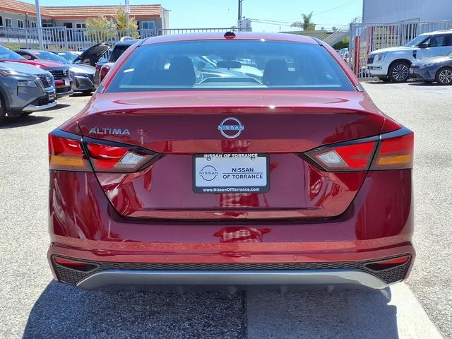 New 2026 Scarlet Ember Tintcoat Nissan SV image 9
