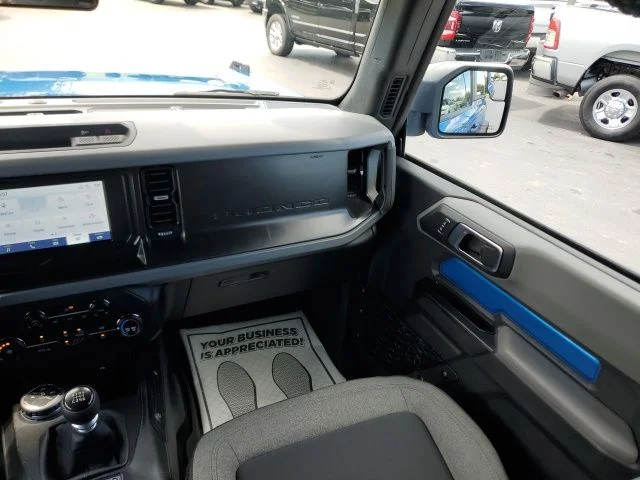 Used 2023 Blue Ford Base image 16