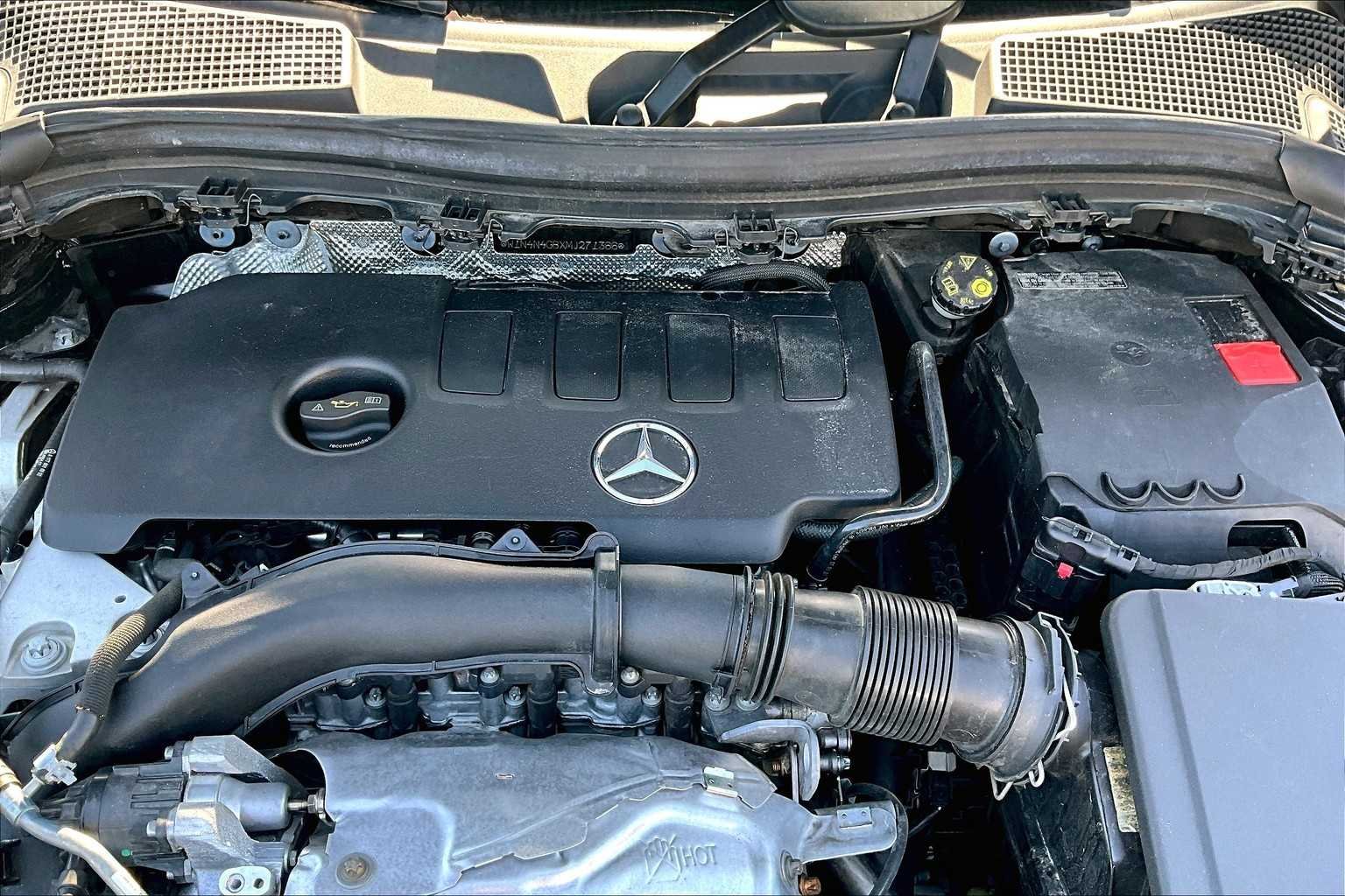 Used 2021 Night Black Mercedes-Benz GLA 250 image 32