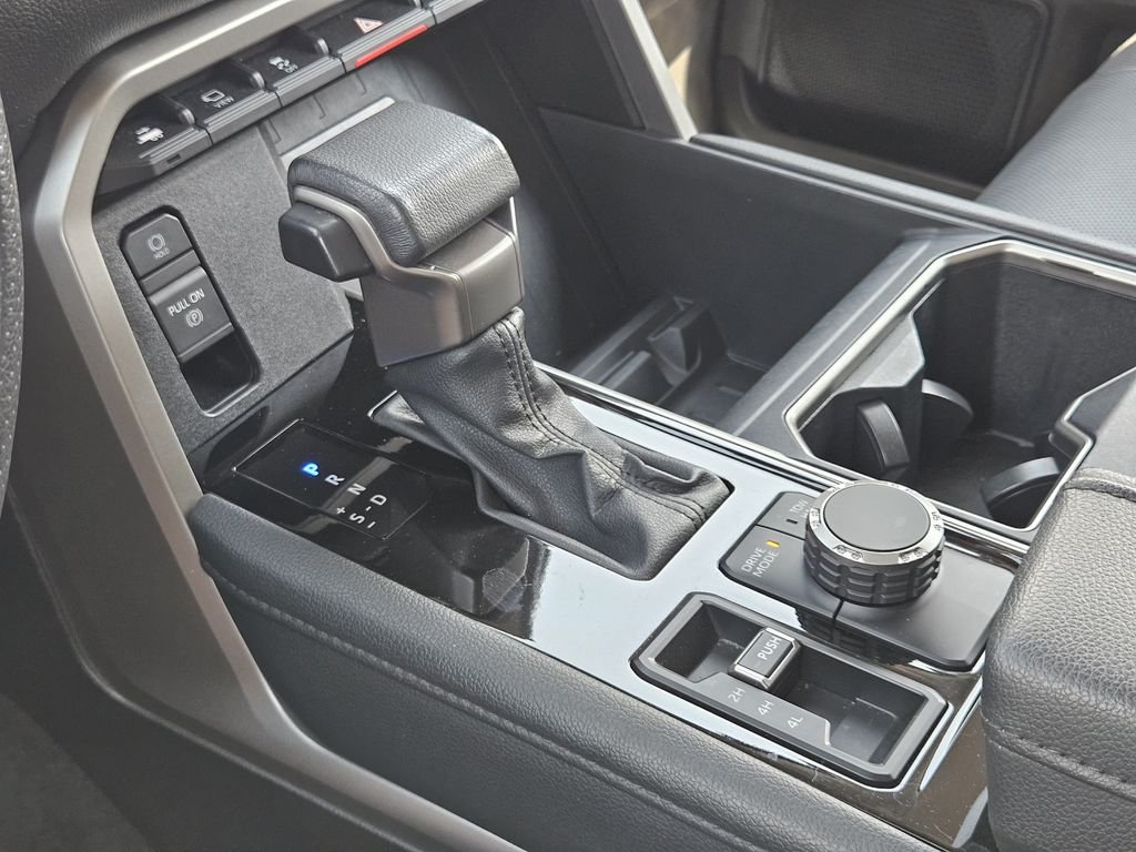 Used 2023  Toyota Limited image 20