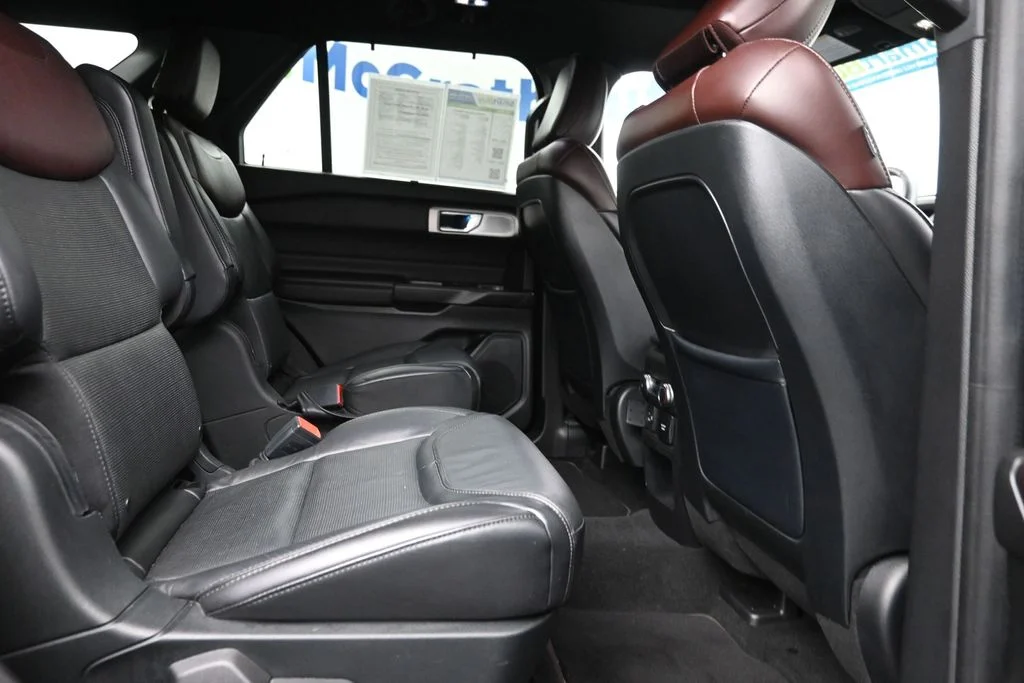 Certified Used 2020 Black Ford Platinum image 10