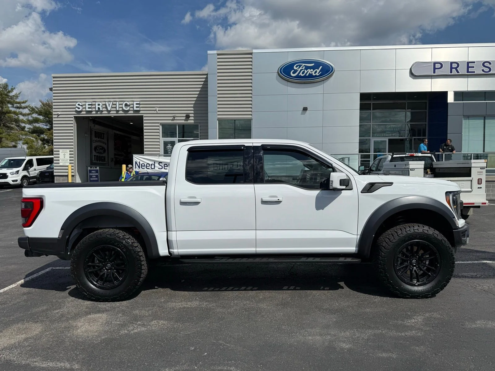 Used 2023 Oxford White Ford Raptor image 18