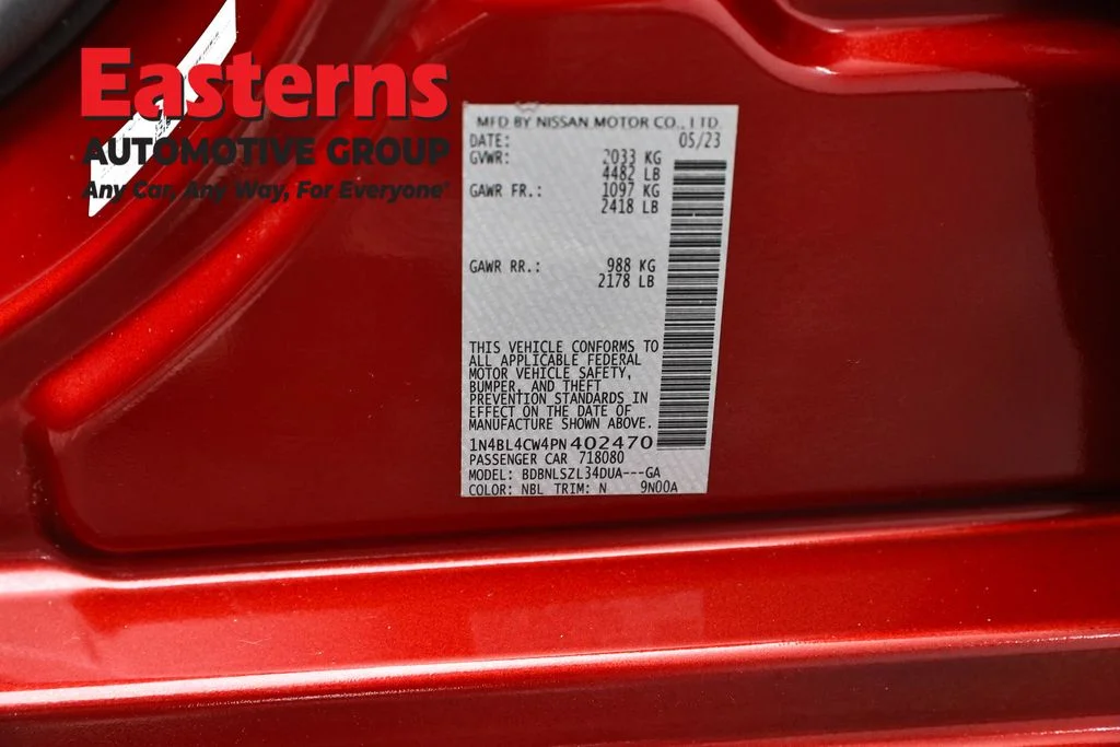 Used 2023 Red Nissan 2.5 SR image 34