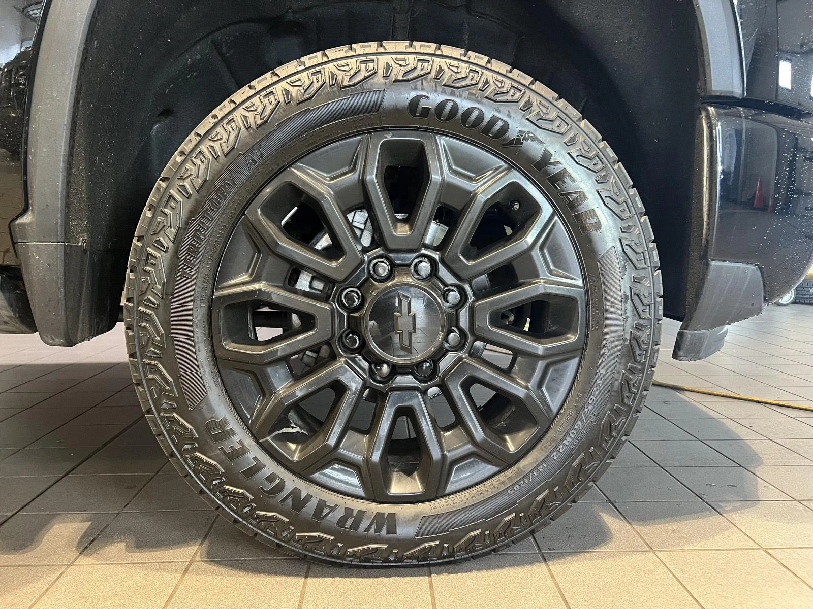 Used 2026 Black Chevrolet High Country image 9