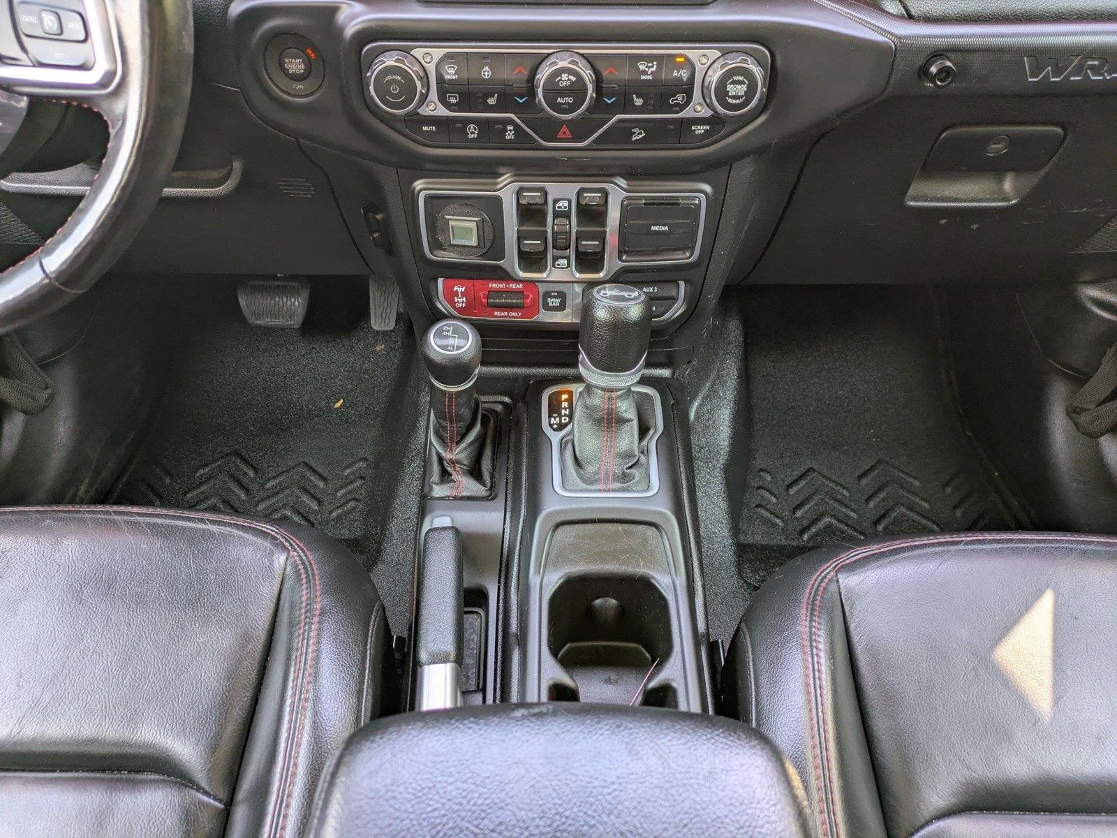 Used 2018 Granite Crystal Metallic Clearcoat Jeep Rubicon image 18