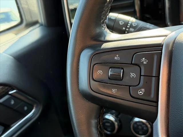Used 2024  GMC ELEVATION image 14