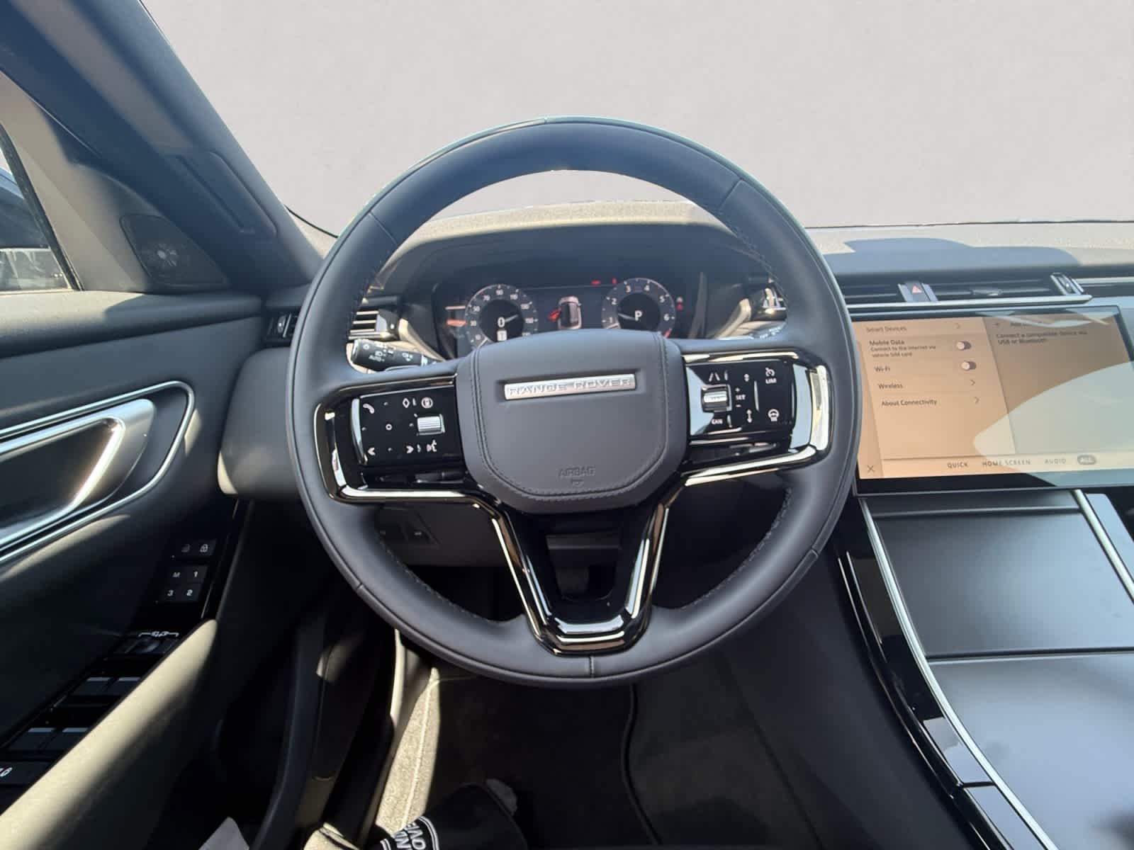 New 2026 Santorini Black Land Rover S image 12
