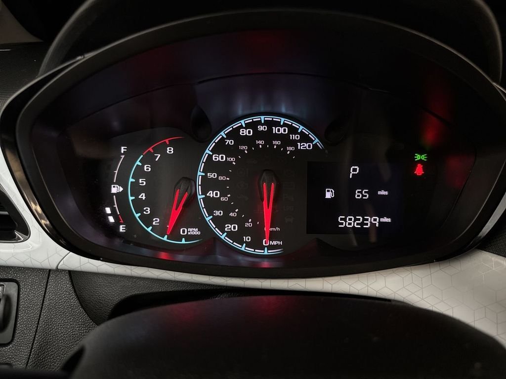 Used 2017 Summit White Chevrolet 1LT image 21